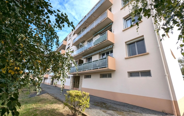 Appartement P3   RIORGES  62 m2 65 000 € 